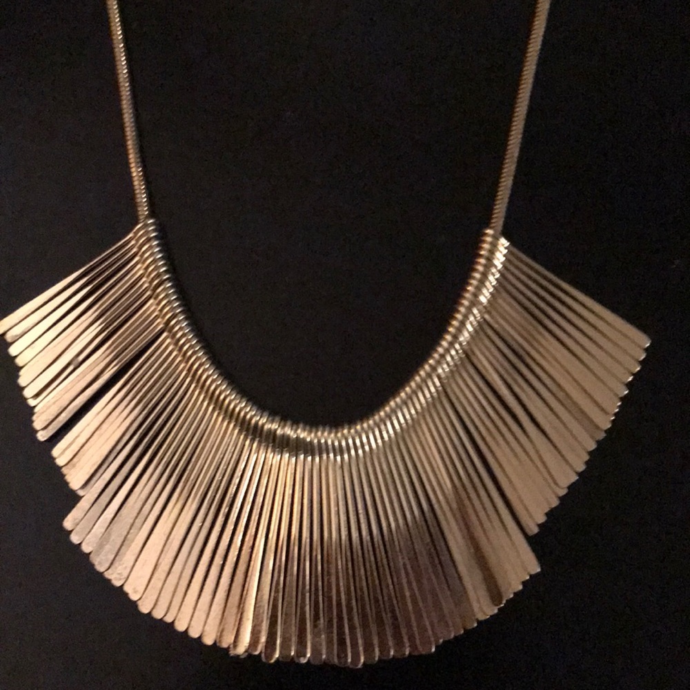 Statement necklace